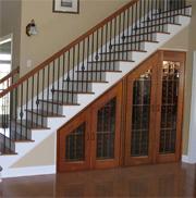 Úložný prostor pod schodištěm